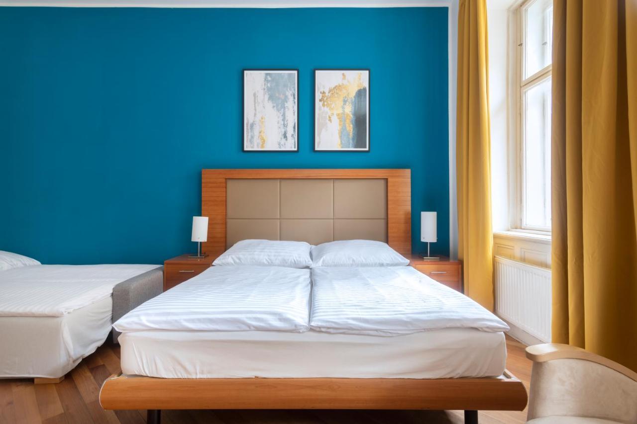 Moonlight Apartments Old Town Прага Экстерьер фото