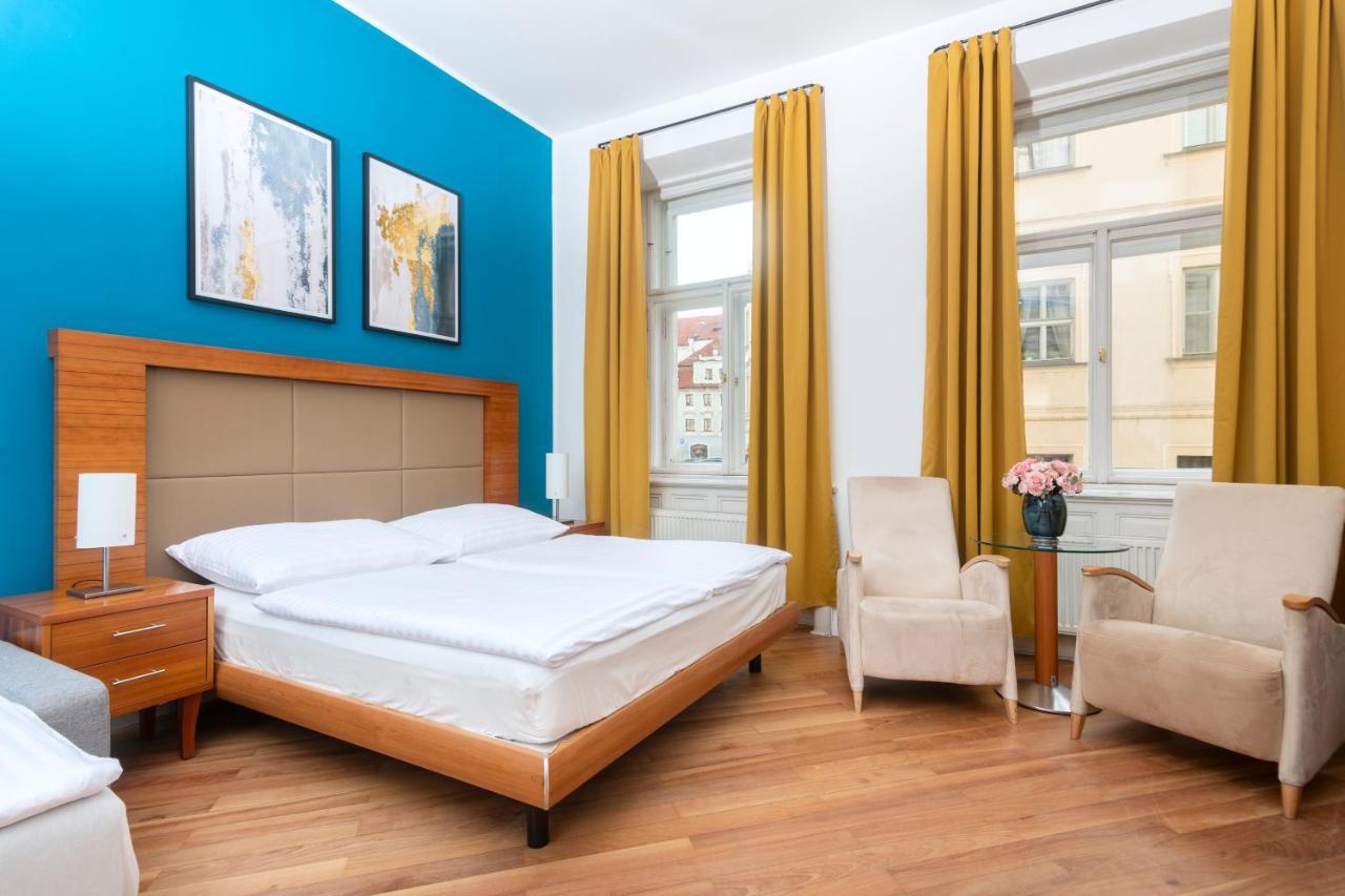 Moonlight Apartments Old Town Прага Экстерьер фото