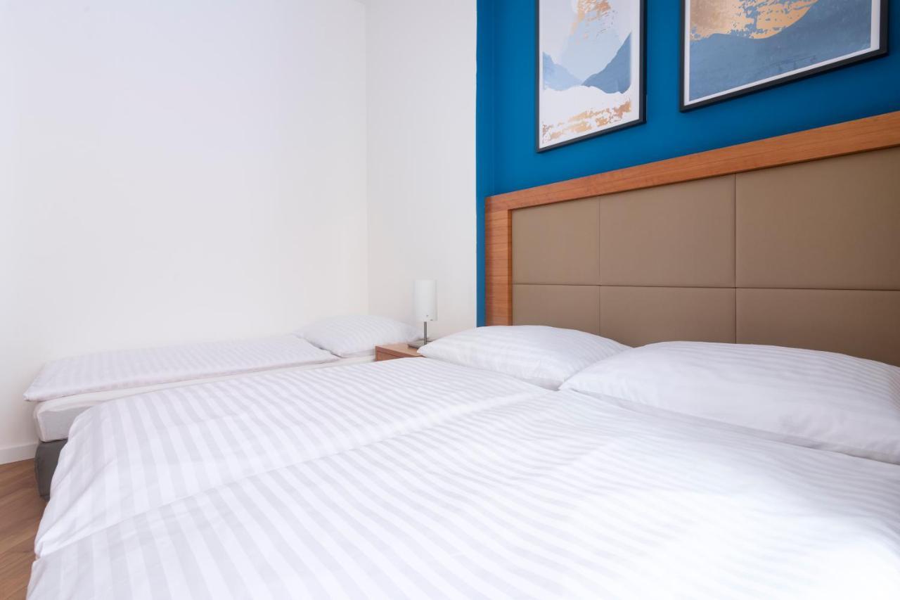 Moonlight Apartments Old Town Прага Экстерьер фото